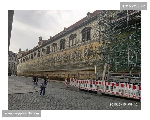 财务公平成焦点,佛罗伦萨紧缩开支谋稳健发展 财务公平成焦点,佛罗伦萨紧缩开支谋稳健发展