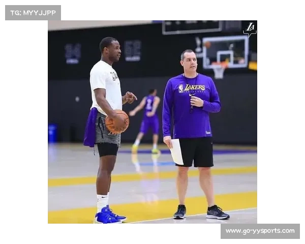 联邦起诉书提及13支球队，湖人多名员工被调查